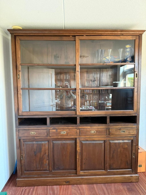 buffet cabinet / wall cabinet / display cabinet