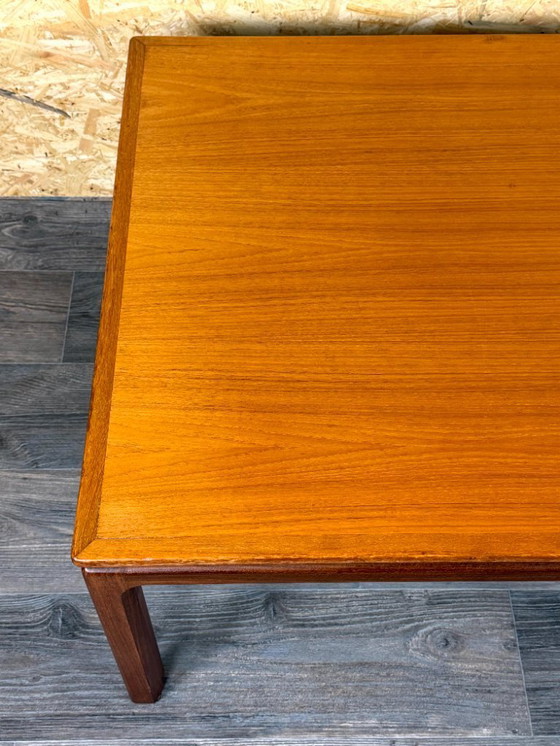 Image 1 of Teakhouten tafel uit de jaren 60/70, bijzettafel, salontafel, Deens design, Denemarken