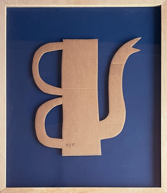 Klaas Gubbels, Cardboard jug, framed with glass, signed (1993), Sculpture, Paper, Brown, Modern (photo 4 of 6)