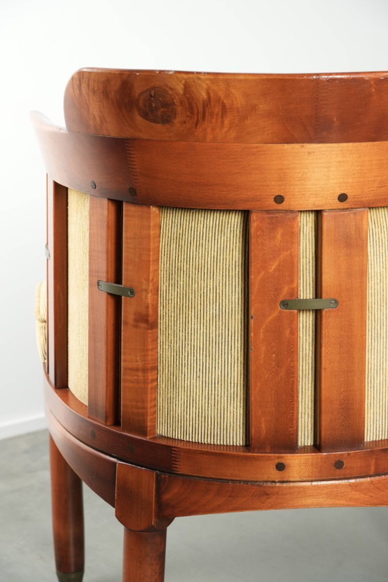 Image 1 of 2 x Schuitema design bijzet/ bureau/ eetkamerstoel uit de Shaker serie met een houten frame, luxe gele stoffen bekleding