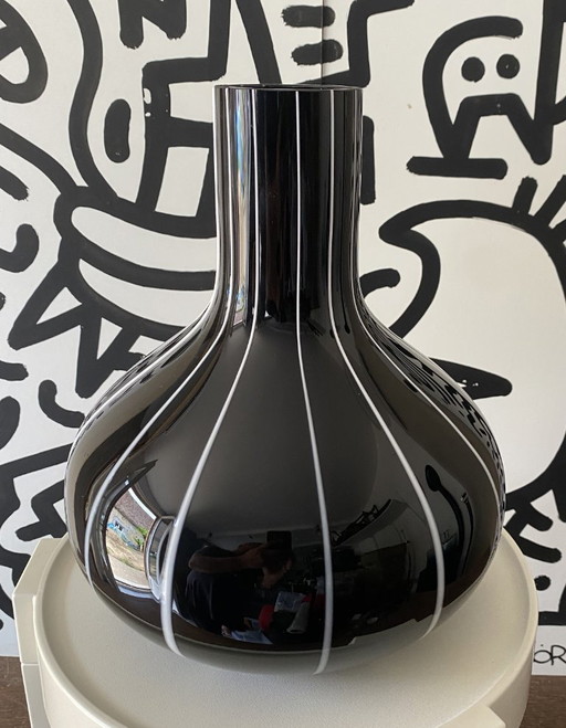 Vintage 1950s Black Glass Vase with White Trim – vazen