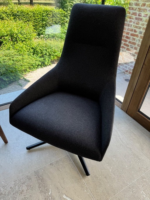 1x relax design armchair - brand Andreu World 