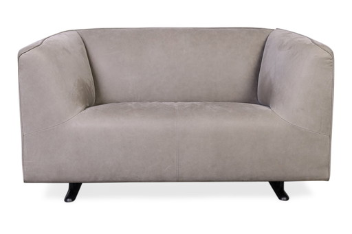 Pode Marv Loveseat