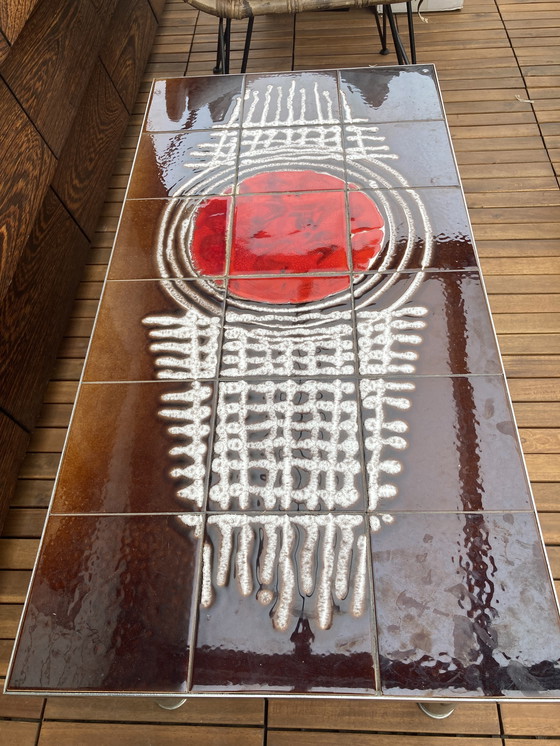 Image 1 of Mesa de centro pequeña de cerámica de Belarti