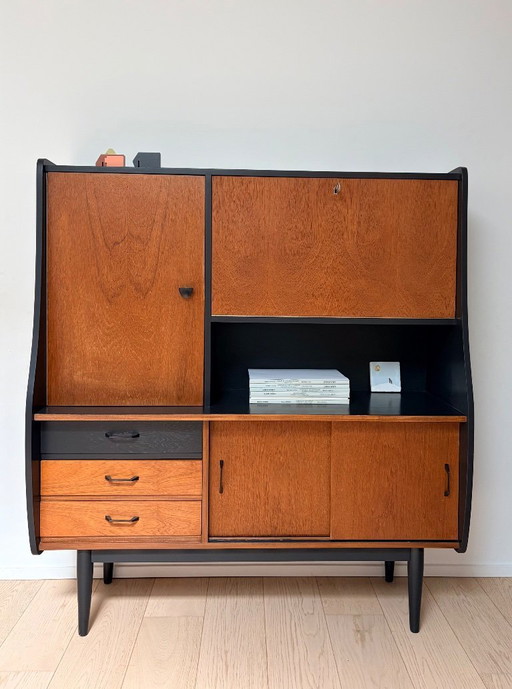 Vintage dressoir
