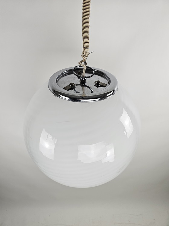 Image 1 of Große Glaspendelleuchte mit Wirbeleffekt aus Italien, Durchmesser 45 cm