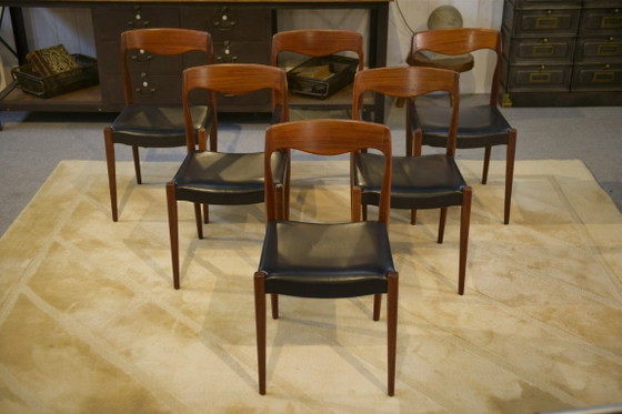 Image 1 of Set aus 6 skandinavischen Teakholzstühlen von Niels Otto Moller, Dänemark, 1960er Jahre