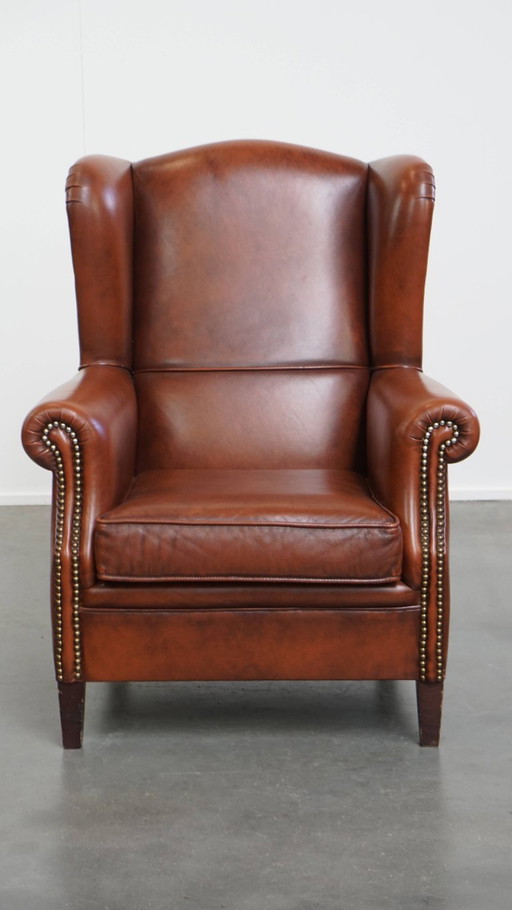 Ear armchair in English style made of cowhide leather