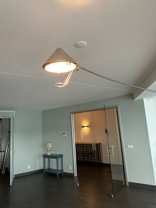 Nestore Terra van Carlo Forcolini voor Artemide Vloerlamp