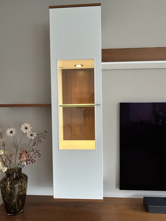Image 1 of Precioso mueble de pared MUSTERRING - excelente estado