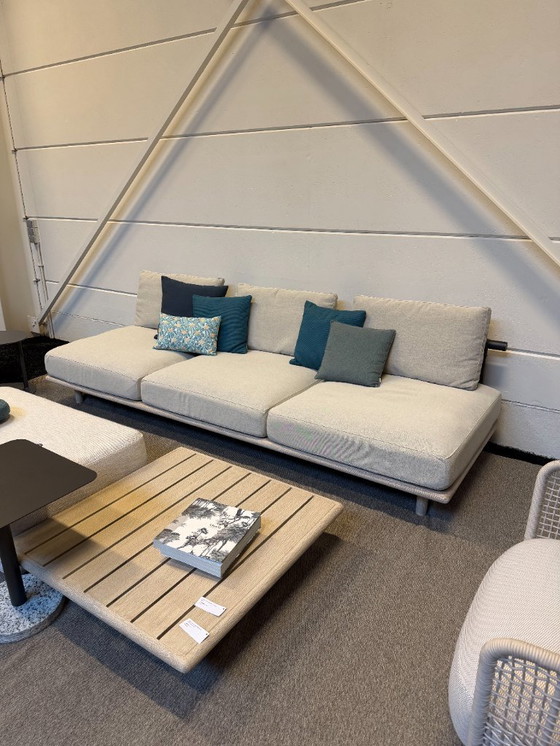 Image 1 of Roda : Salon Eden