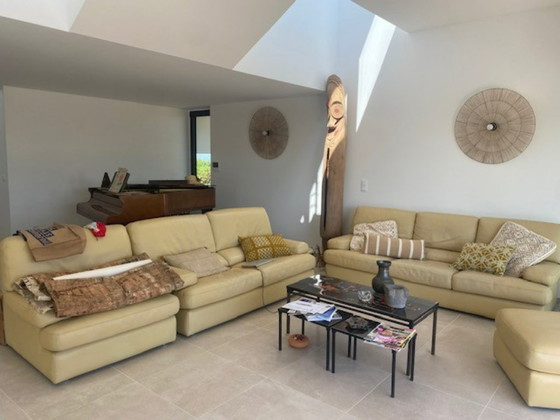Image 1 of Ligne Roset loungeset in ivoorkleurig volnerfleer – Frankrijk – jaren 80