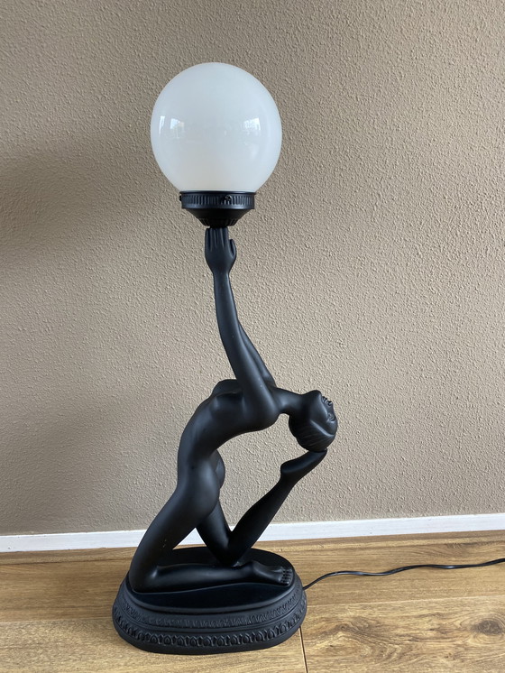Image 1 of Vintage Art Deco Naakt Tafellamp Midden Eeuw