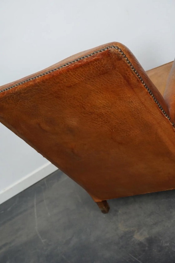 Image 1 of Poltrona vintage da club francese in pelle color cognac, anni '40