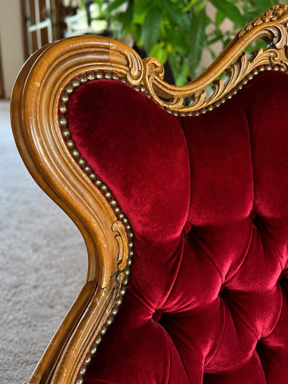 Set di 2 Poltrone classiche | velluto rosso | intaglio in legno (photo 9 of 9)