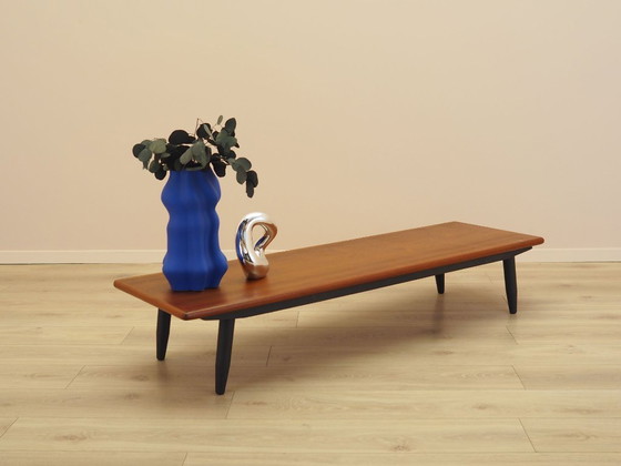 Image 1 of Meuble bas en teck, design danois, années 1970, fabriqué au Danemark