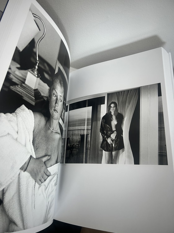 Image 1 of Helmut Newton : SUMO (Édition 20e anniversaire) – Relié sous étui

