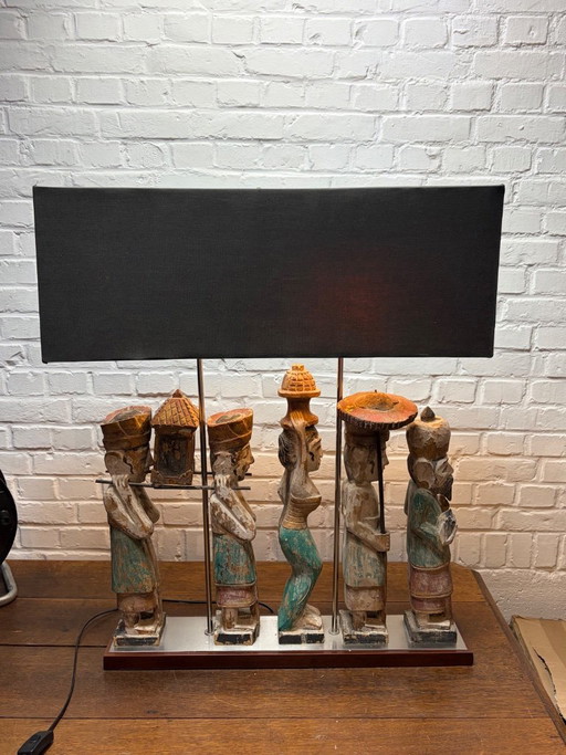 Exclusieve Flamant "Processie" Tafellamp – Handgesneden Hout – Etnisch Design – tafellampen, Metal, Textile