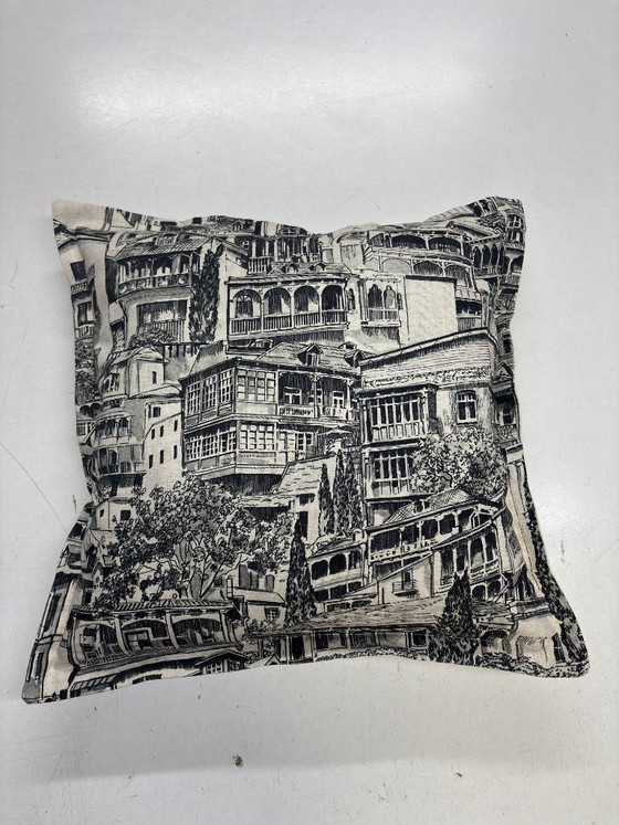 Set mit 2 handgefertigten Kissen – Güell Lamadrid Cetara Baumwolle & Leinen – 50 × 50 cm – Cotton (photo 2 of 9)