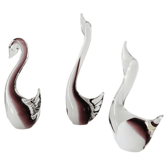 Image 1 of Ensemble de cygnes en verre vintage, verre violet style Murano, années 1980