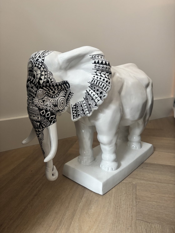 Image 1 of Meissen x Hugo Boss : Les Big Five (éléphant)