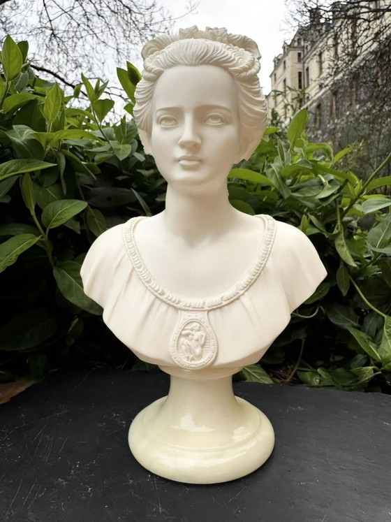 Busto de alabastro de mujer, firmado Arnaldo Giannelli, fechado 1980. – Esculturas, Stone, Vintage (photo 2 of 11)