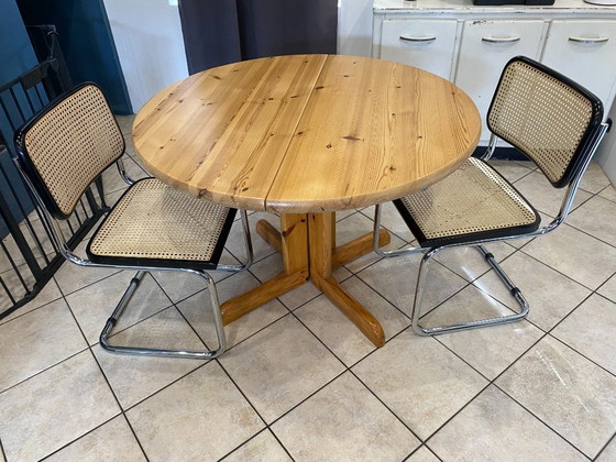 Image 1 of Tavolo rotondo allungabile, diametro 106 cm, modello Baumann, in legno massello di pino, vintage anni '70.