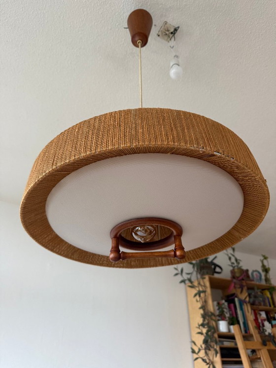 Image 1 of Gezähmte Raffia-Deckenleuchte
