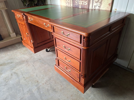 Image 1 of Set completo per ufficio, scrivania bifacciale, mobiletto portaoggetti, libreria, cassettiera/vetrina