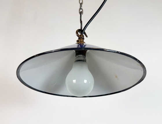 Image 1 of Industriële kobaltblauwe emaille fabriekshanglamp, jaren 1950