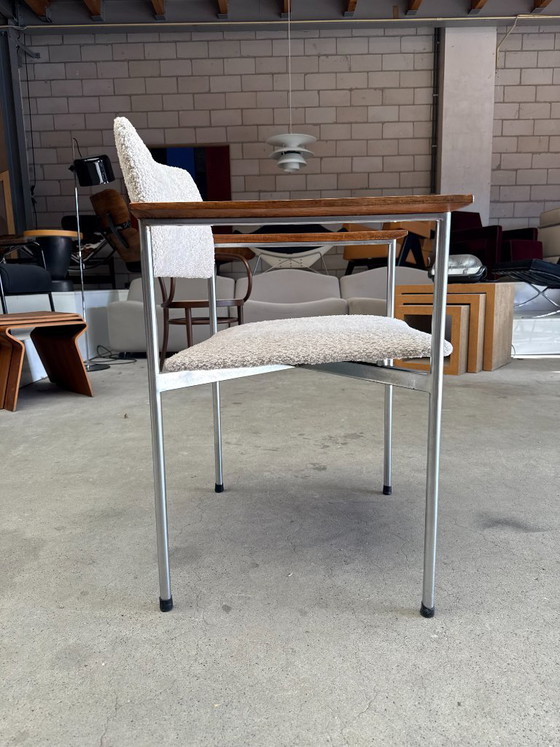 't Spectrum Armchair, Gijs van der Sluis – Metal, Textile (photo 4 of 11)