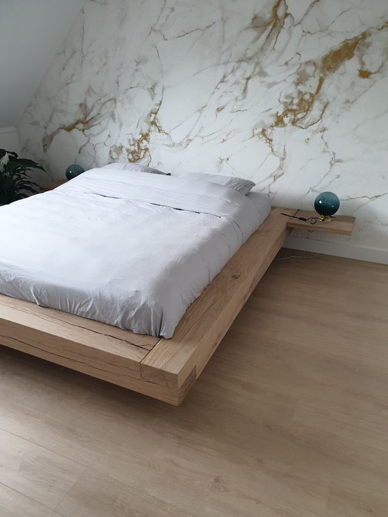 Image 1 of Cama de roble macizo 180x200