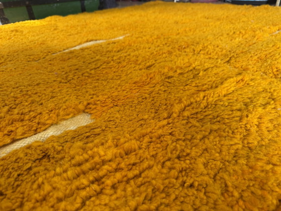 Grand tapis marocain à poils longs orange safran – Wool (photo 5 of 10)