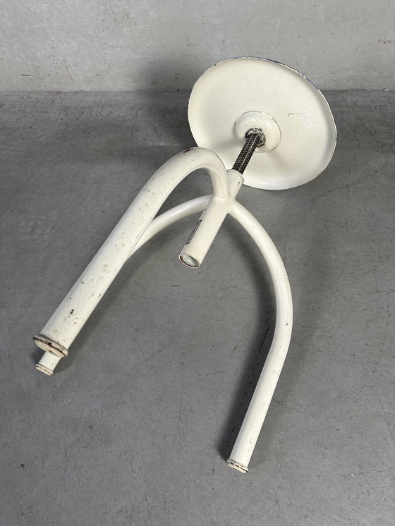 Image 1 of Vintage wandrek + desk Tomado incl. spiegel, kruk, boekensteunen