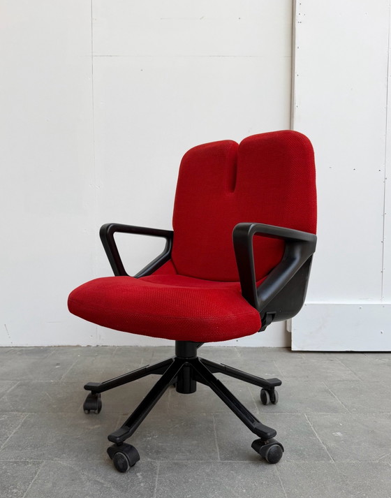 Tecno Armchair By Giorgetto Giugiaro Model P55, Italy, 1980s, Office chairs, Metal, Plastic, Black (photo 5 of 15)