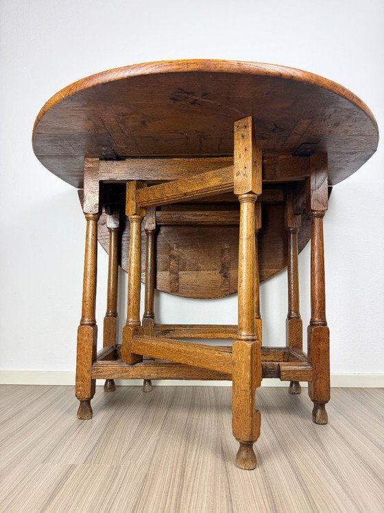 Antiker englischer Eichen-Klapptisch – Viktorianische Zeit des späten 19. Jahrhunderts – Massiver, – Tische (photo 8 of 10)