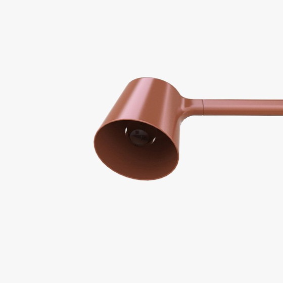 Muuto Tip Table Lamp – Aluminium (photo 3 of 5)