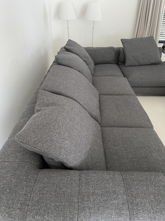 Image 1 of Divano Minotti Freeman