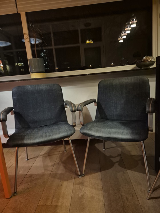 Image 1 of Silla Artifort azul Selfridge