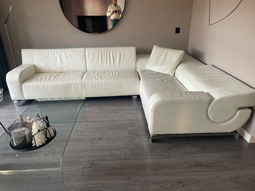 Leolux b-flat Ecksofa in Polarweiß.