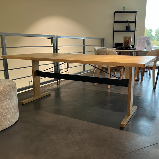 Image 1 of Dining table Passerelle Oak