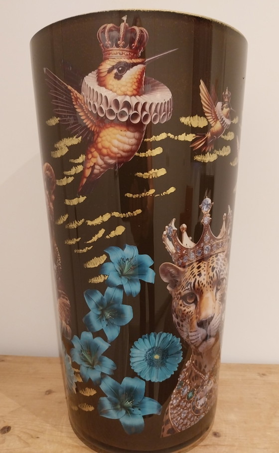 Image 1 of Grand vase en verre décoré