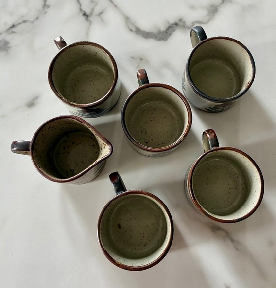 Tasses et pot à lait grès émaillé motif floral vintage, Grès de France, Vaisselle, Céramique, Beige, Rustic (photo 7 sur 8)
