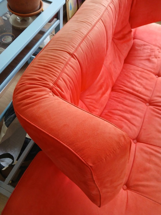 Image 1 of Divano in camoscio rosso vintage