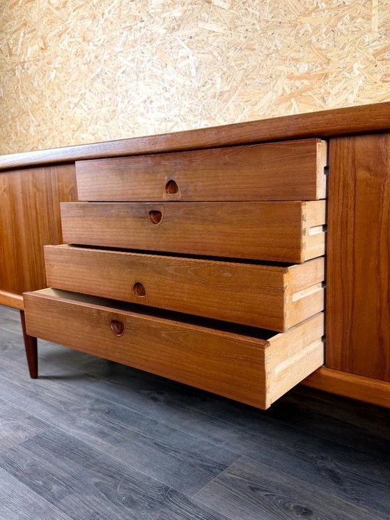 Image 1 of Teakhouten dressoir/credenza uit de jaren 60/70 van H.W. Klein Bramin, Deens modern design.