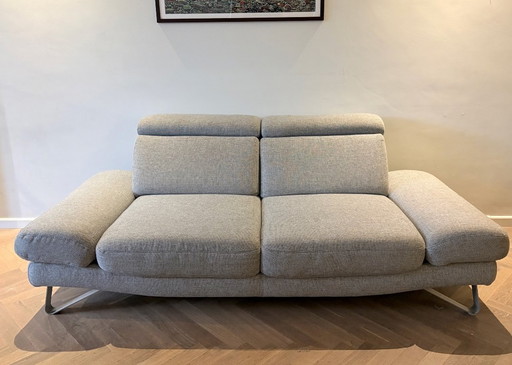 Canapé 2,5 places Titan de Henders & Hazel en tissu gris clair (Forli)