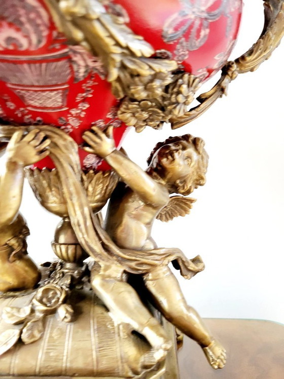 Image 1 of Imponente jardiniere in bronzo con putti in stile barocco