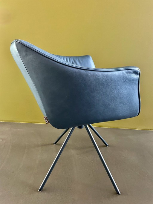4x Tulip Label van den Berg draaibare lederen eetkamerstoelen 
