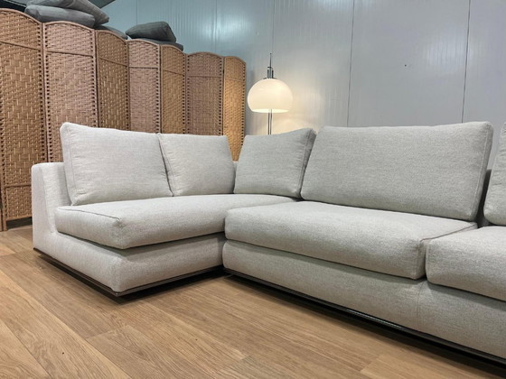 Image 1 of Canapé d'angle et tabouret Minotti Hamilton, récemment retapissés + Garantie