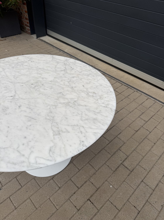 Original Knoll Tulip Round Dining Table 120cm Arabescato Matte In MINT CONDITION!! Eero Saarinen – Marble (photo 5 of 14)